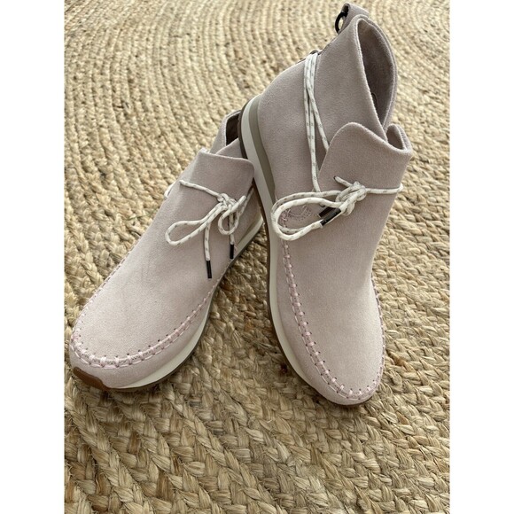 NEW TOMS RIO SUEDE BLUSH WATER RESISTANT LOW TOP BOOTS. Sz 8.5 Boho Ski No Box - Picture 1 of 11